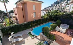 Villa Rocky - Luxury 3Br Apt In Liberty Villa.Pool,Garden,Wifi
